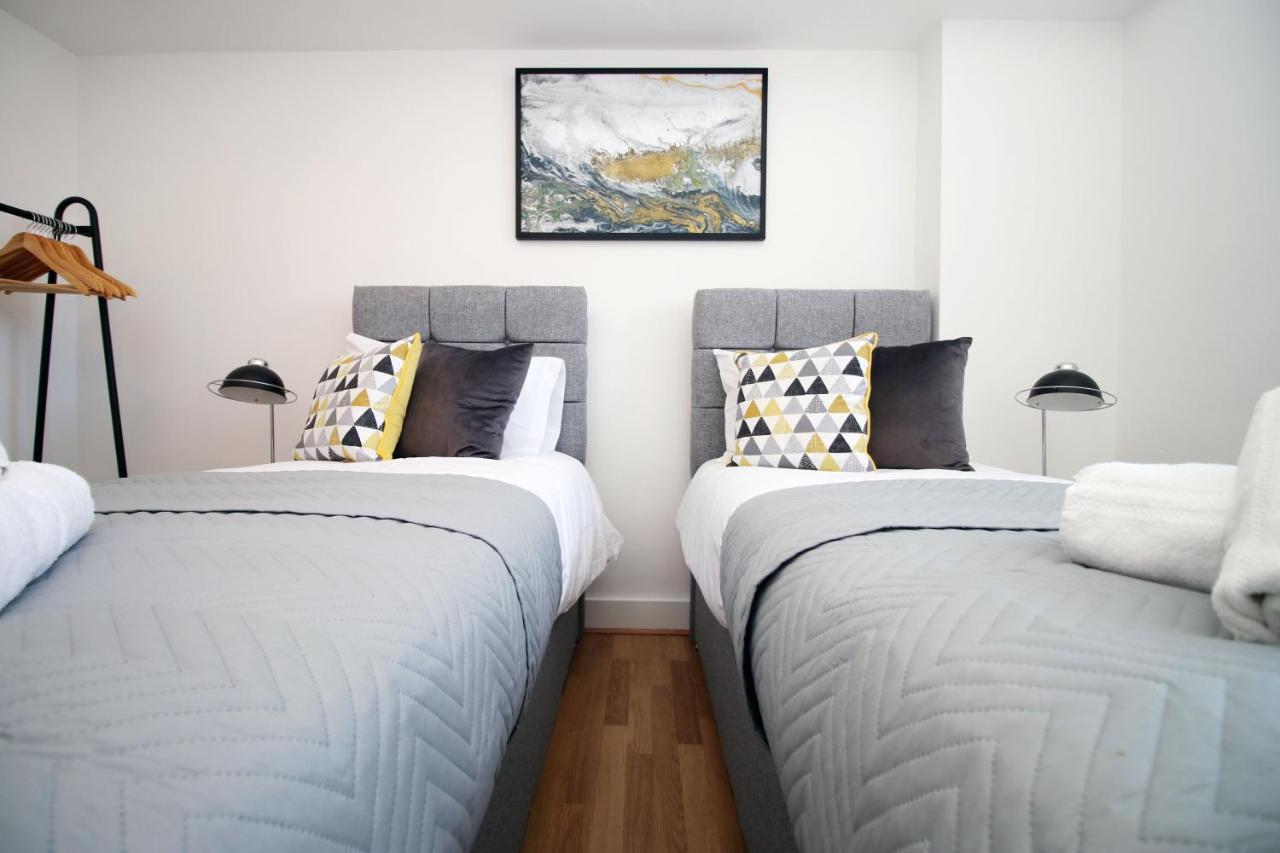 St Thomas Loft Views By Ssw - 2Br, Parking, Sleeps 4, Easy Access To City Centre, Marina, Beach And M4 Swansea Exterior foto