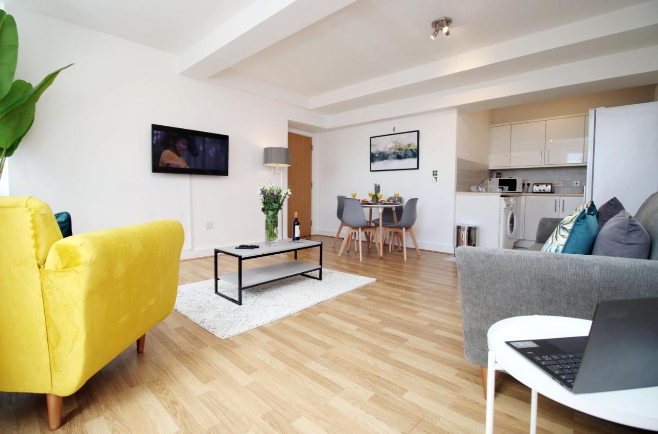 St Thomas Loft Views By Ssw - 2Br, Parking, Sleeps 4, Easy Access To City Centre, Marina, Beach And M4 Swansea Exterior foto