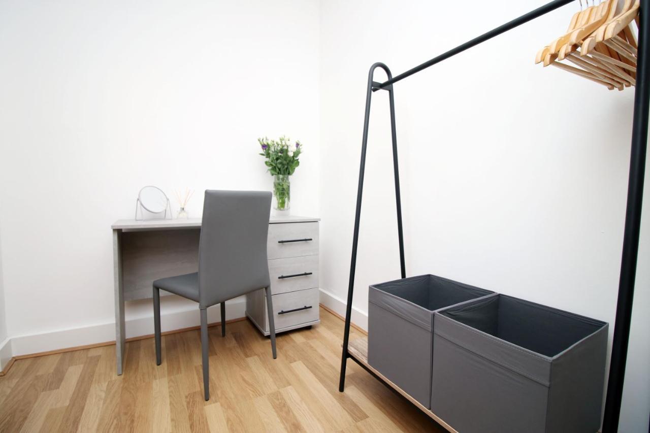 St Thomas Loft Views By Ssw - 2Br, Parking, Sleeps 4, Easy Access To City Centre, Marina, Beach And M4 Swansea Exterior foto