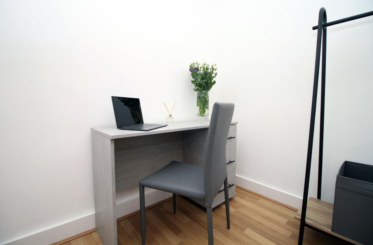 St Thomas Loft Views By Ssw - 2Br, Parking, Sleeps 4, Easy Access To City Centre, Marina, Beach And M4 Swansea Exterior foto