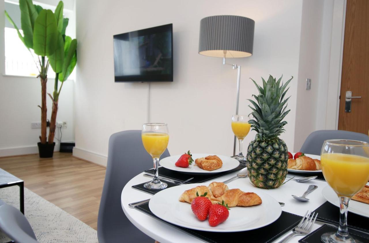 St Thomas Loft Views By Ssw - 2Br, Parking, Sleeps 4, Easy Access To City Centre, Marina, Beach And M4 Swansea Exterior foto